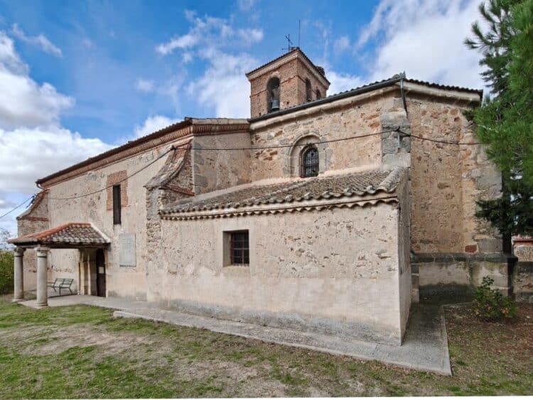 Iglesia de Nuestra Señora de la Asunción en Hoyuelos./ JOSÉ ANTONIO SANTOS