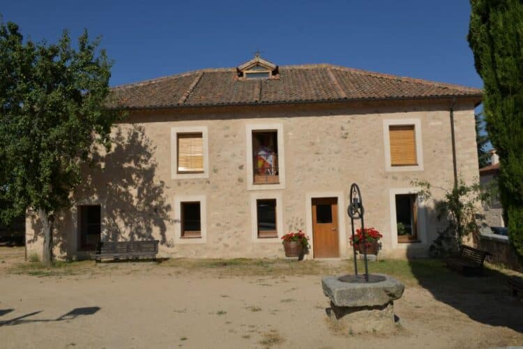 Casa Consistorial de Navas de Riofrío. / JOSÉ ANTONIO SANTOS