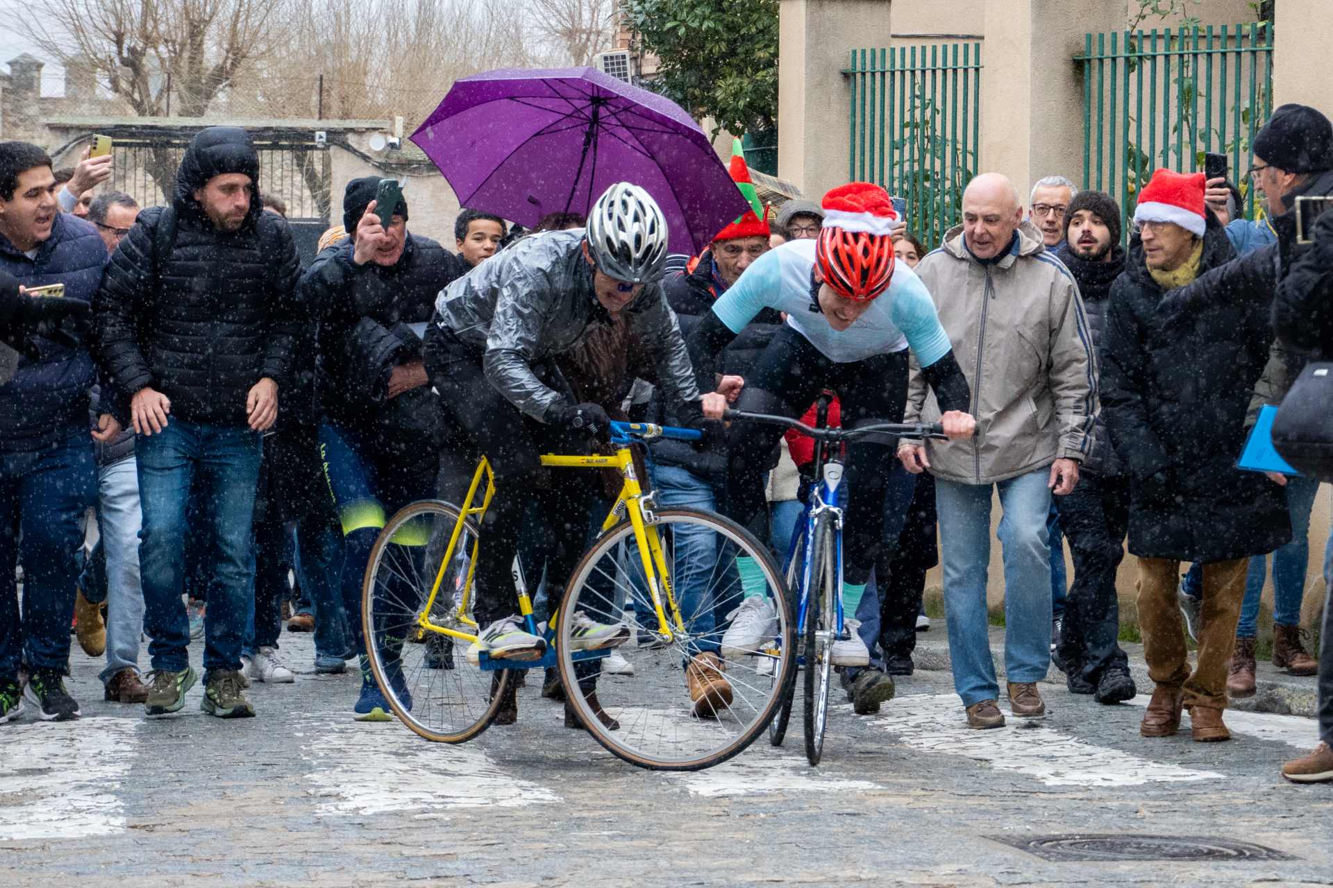 Julio Martín logra su décima victoria en la Carrera del Pavo 2 01 1w 6