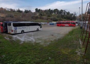 Imagen de la zona donde se ubicó el antiguo velódromo, y que ahora es un aparcamiento al aire libre./ E.A.