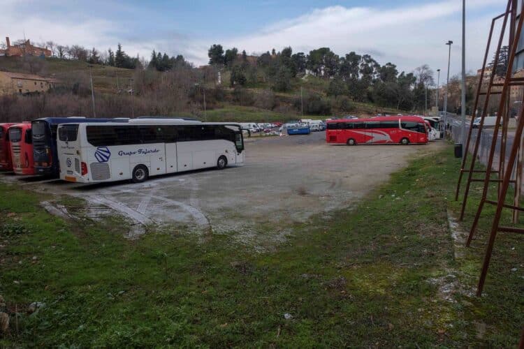 Imagen de la zona donde se ubicó el antiguo velódromo, y que ahora es un aparcamiento al aire libre./ E.A.