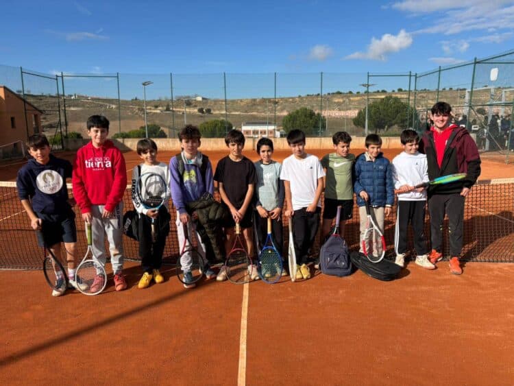 El Deporte Escolar cierra el año 2025 con varias actividades 1 02 2w 1