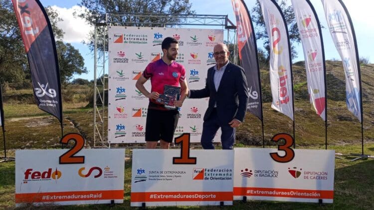 El club Segovia Orientación destaca en la Liga Nacional 1 Santiago López, campeón del VIII Trofeo de Extremadura./ SEGOVIA ORIENTACIÓN