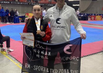 Amaya Llorente, junto a Raúl Maroto./ RM-SPORT