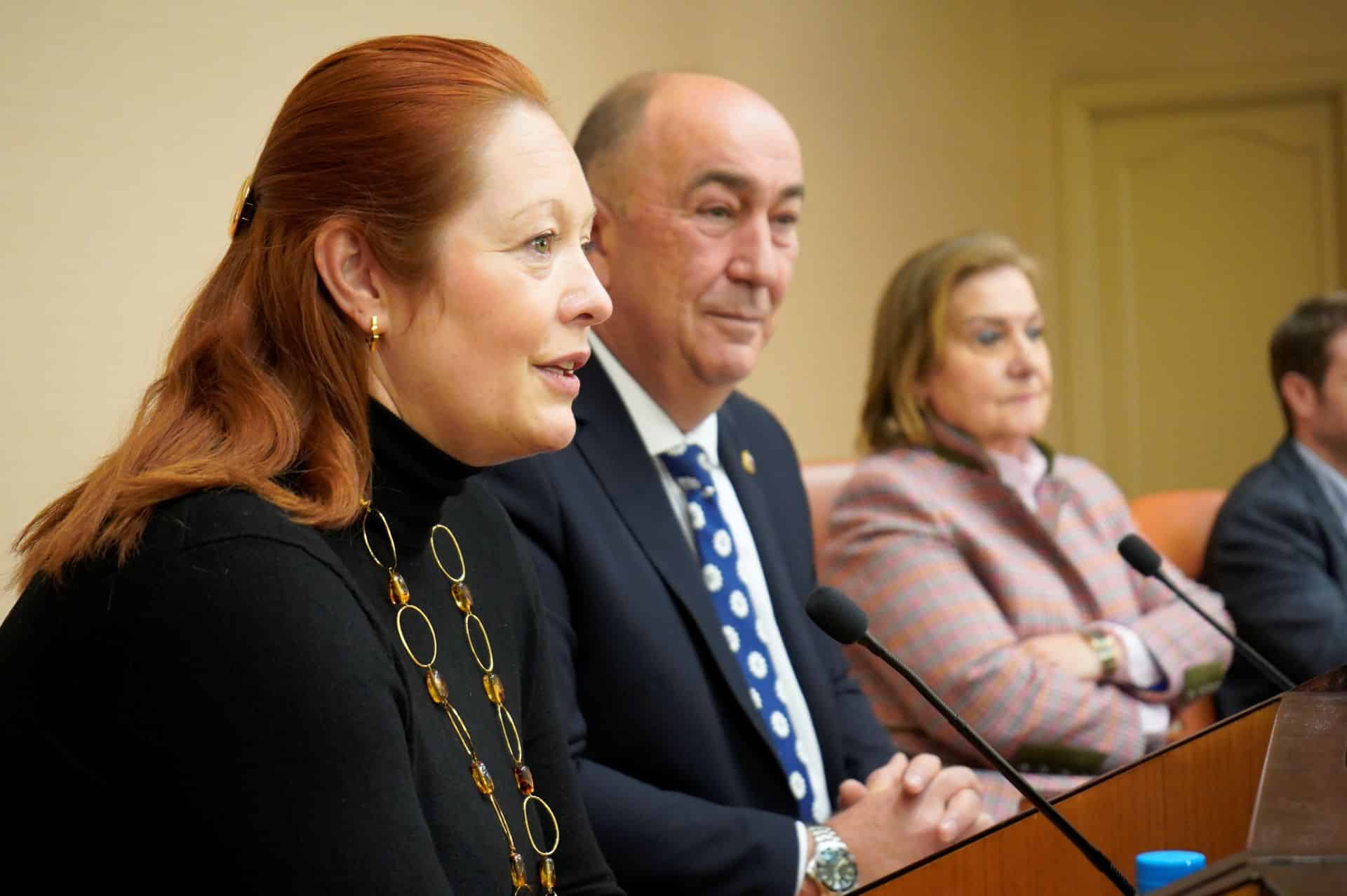 El Servicio contra incendios de la Diputación ya cuenta con 24 bomberos conductores 3 04 2w 3