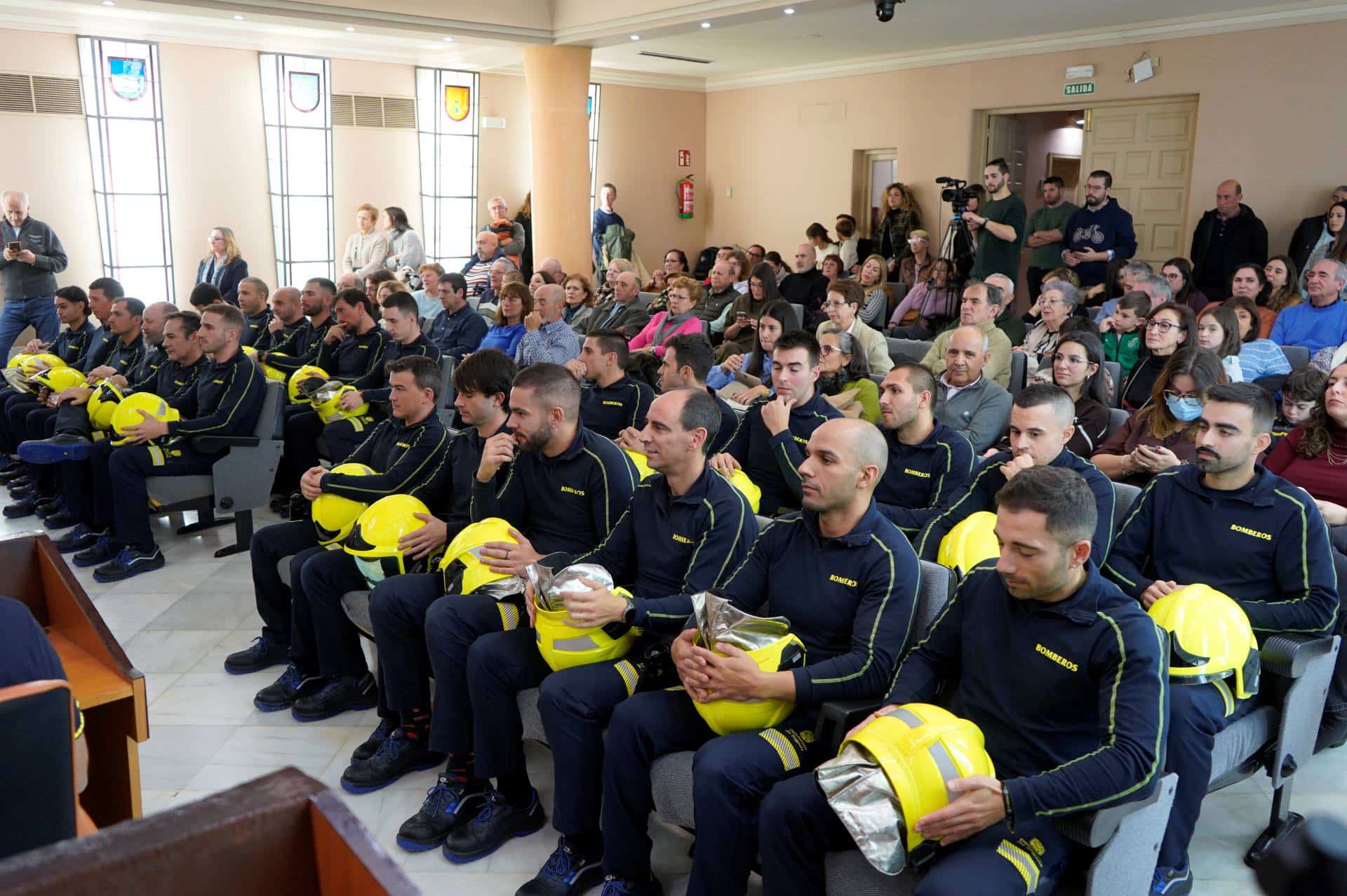 El Servicio contra incendios de la Diputación ya cuenta con 24 bomberos conductores 2 04 3w