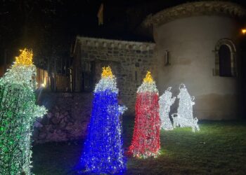 Figuras navideñas en Torrecaballeros./ E.A.