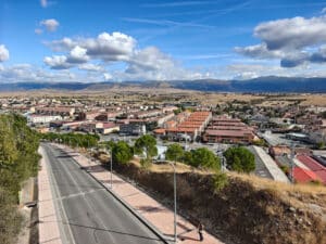 Siguiendo el arroyo San Medel (II) 10 El Camino de San Cristóbal une también La Lastrilla a El Sotillo.