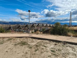 Siguiendo el arroyo San Medel (II) 6 La pasarela de madera peatonal que une La Lastrilla con El Sotillo.