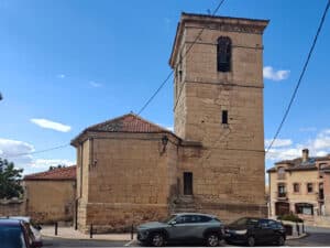 Las tres partes de Espirdo 5 La iglesia de San Pedro Apóstol, en Espirdo.