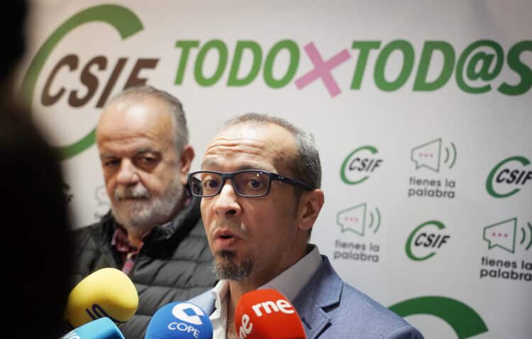 CSIF Castilla y León reclama que el Estatuto Marco de Sanidad recoja la jornada de 35 horas 1 El presidente de CSIF Castilla y León, Enrique Vega. / Rubén Cacho