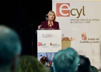 Leticia García presenta “Talento - Empleo de Castilla y León” en La Cistérniga. / Miriam Chacón