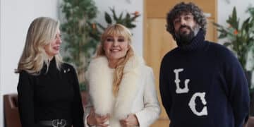 Presentación de la ceremonia por parte de la Concejala de Cultura, la Presidenta de la Academia y el Director del Teatro Calderón. / Rubén Cacho