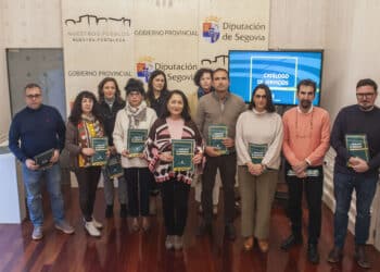 Instante de la presentación del catálogo de servicios / DIPUTACIÓN