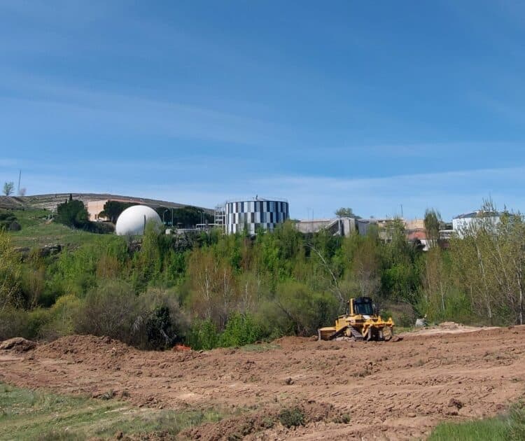 Imagen de las obras en el valle de Tejadilla. /ACUAES