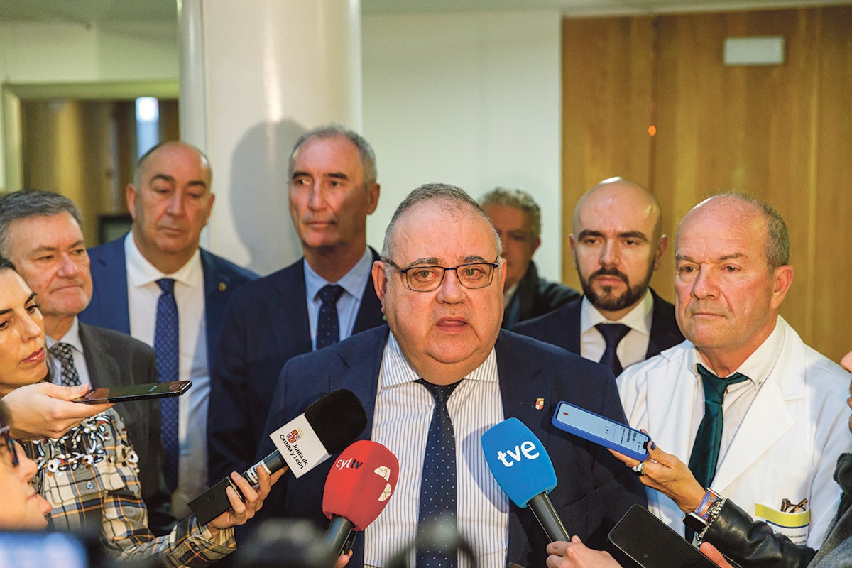 251222 Hospital General Consejero Sanidad Alejandro Vazquez Nacho Valverde Ical 2 web