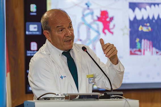 Luis José Gómez de Montes dirigió durante 20 años el servicio de Urgencias del Hospital de Segovia./ ICAL