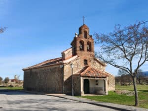 Las tres partes de Espirdo 11 Iglesia de San Juan Bautista en Tizneros.