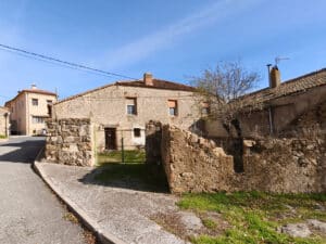 Las tres partes de Espirdo 9 El nombre de Tizneros tiene su origen en la Edad Media.