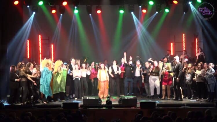 La gala ‘Mira quién canta’ vuelve a brillar en El Espinar 1 Los participantes de la gala. /EL ESPINAR INFORMACIÓN