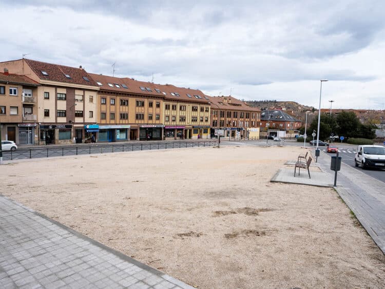 Explanada de San Gabriel y glorieta de Melitón Martín. / HÉCTOR CRIADO