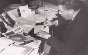 Juan de Contreras, marqués de Lozoya (III) 2 En su despacho de Madrid en 1963, desde donde desplegó una actividad febril.