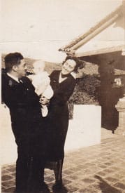 Juan de Contreras, marqués de Lozoya (II) 5 Juan y Constanza en Hoyuelos, con su sobrino Pedro Manuel Pérez de Ayala.