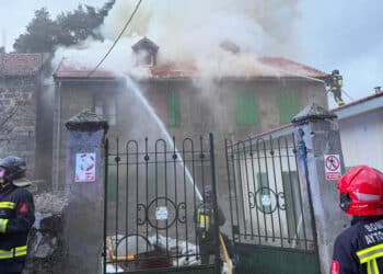 Incendio en una vivienda de la calle Lozano, en San Rafael. / AYUNTAMIENTO DE EL ESPINAR