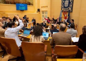 Votación del Pleno del Ayuntamiento de Segovia. / HÉCTOR CRIADO