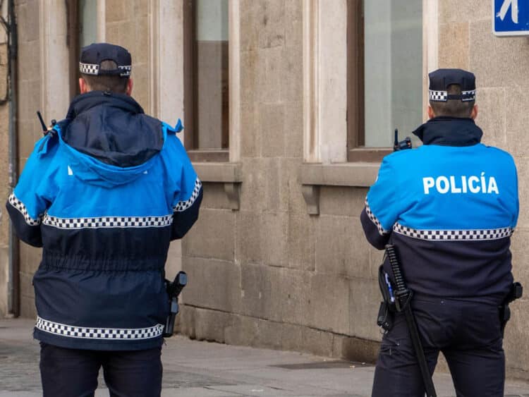 Agentes de Policía Local. / H.C.