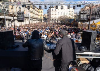 Tardebuena 2025 - Héctor Criado