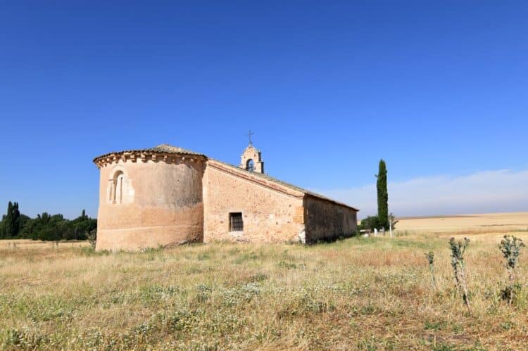 La Junta destina 350.000 euros a la conservación del patrimonio eclesiástico de la provincia 1 Ermita de San Miguel de Párraces en Villoslada / E.A.
