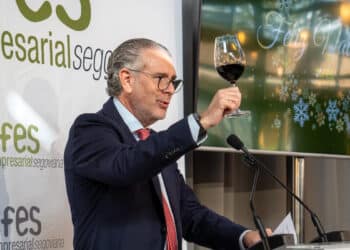 Vino Navidad FES - Héctor Criado