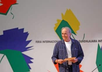 Serrat durante la 39 edición de la Feria Internacional del Libro (Fil) de Guadalajara, Jalisco (México). EFE/ Francisco Guasco.