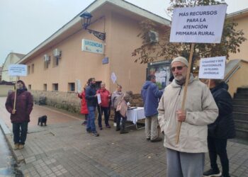 “Nuestra Sanidad Pública se deteriora y cuando reaccionemos se habrá perdido algo valioso por lo que lucharon nuestros mayores, una sanidad universal y de calidad” denuncia Alonso, portavoz de Podemos Riaza- Nordeste.