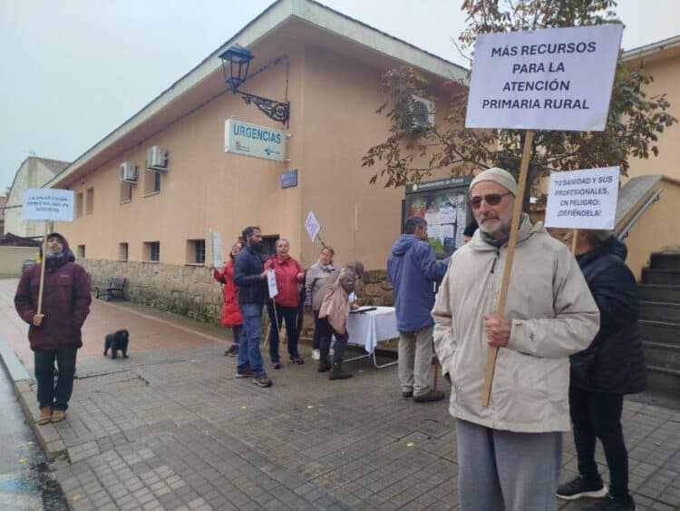“Nuestra Sanidad Pública se deteriora y cuando reaccionemos se habrá perdido algo valioso por lo que lucharon nuestros mayores, una sanidad universal y de calidad” denuncia Alonso, portavoz de Podemos Riaza- Nordeste.