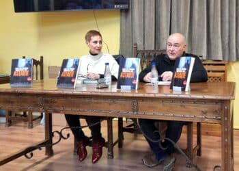 Enrique Eloy Nicolas en la presentación de su novela / AMADOR MARUGÁN