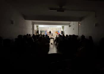 'El viaje temporal' llena la sala de Cerezo de Abajo en su estreno / AYUNTAMIENTO DE CEREZO DE ABAJO