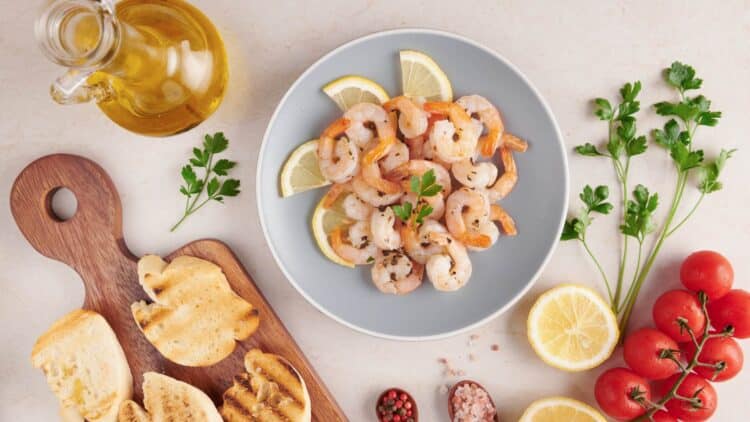 Joan Roca, chef: "Este entrante con gambas y zumo de limón es el más fácil de hacer para esta Nochevieja"