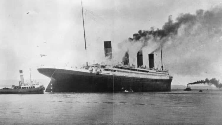 Confirmado: venden por más de 2 millones de euros una joya recuperada del Titanic (y no, no es la de la película) 1 Joya del Titanic