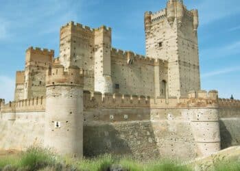 Ni La Cistérniga ni Tordesillas: este municipio de Valladolid brilla en Navidad y es ideal para una escapada de un día