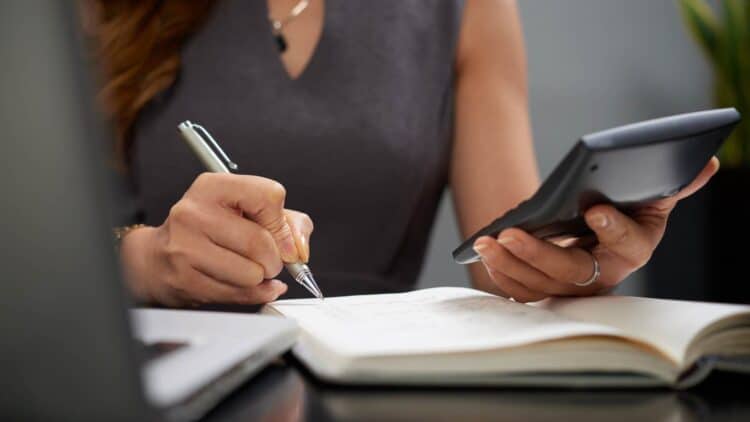 La Seguridad Social lo confirma: habrá un nuevo recorte silencioso en las nóminas desde enero de 2026 1 La Seguridad Social lo confirma: habrá un nuevo recorte silencioso en las nóminas desde enero de 2026