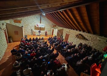 Los asistentes llenaron el recinto/ANA MARTÍN