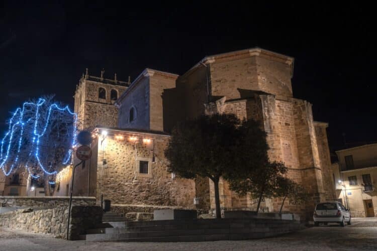 La nueva iluminación es más respetuosa con los monumentos. /DIPUTACIÓN DE SEGOVIA