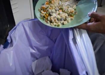 Un estudio lo confirma: los españoles tiraremos más de 31 euros en comida esta Navidad... pero así podemos evitarlo 10 Un estudio lo confirma: los españoles tiraremos más de 31 euros en comida esta Navidad... pero así podemos evitarlo