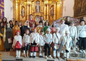 Participantes en el belén viviente. / LOURDES MATARRANZ