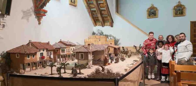 Espectacular nacimiento en la iglesia de Cantimpalos. / LOURDES MATARRANZ