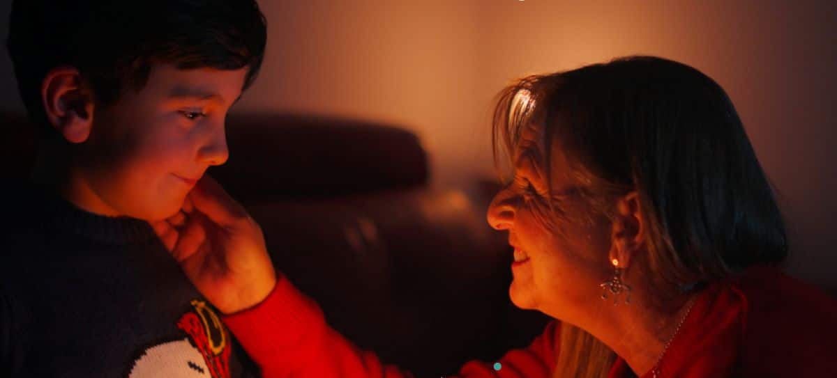 Los segovianos juegan una media de 136 euros para la lotería de Navidad, por encima del gasto regional 4 Fotograma del anuncio de Cajaviva y Fundación Caja Rural de Segovia. / E.A.