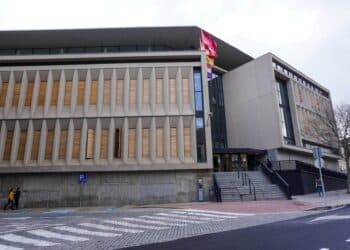Edificio principal del Campus María Zambrano de la Universidad de Valladolid que tiene el apoyo de la Junta de Castilla y León para afrontar su tercera fase./ A.M.