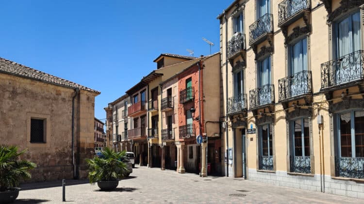 La Asociación Cultural Castillo de Turégano convoca el III concurso fotográfico 'Pablo Gordillo' 1 Fotografía de archivo. Vista de la localidad segoviana de Turégano / E.A.